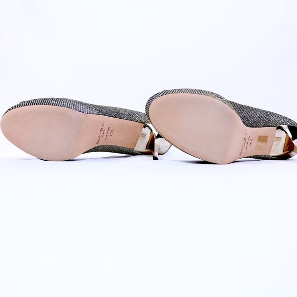 These are Jimmy Choo Metallic Gold Lamè Glitter Fabric Dahlia Platform Peep Toe - Picture 4 of 10